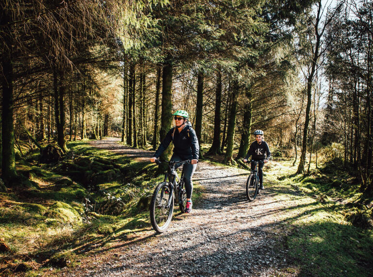 Woodland cycle store routes near me